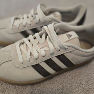 Adidas Men's Cream and Brown Sneakers